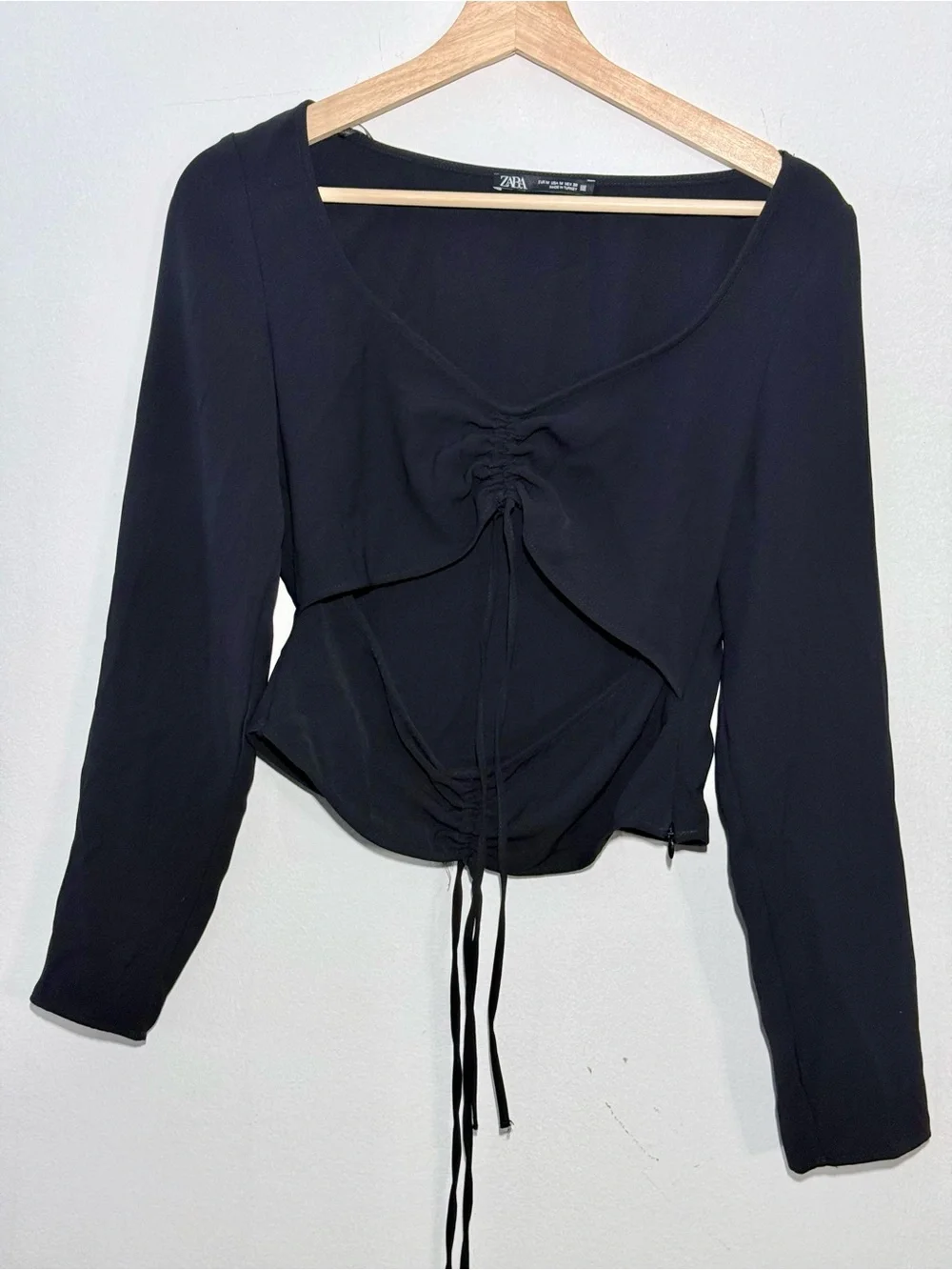 Zara Black Ruched Tie Front Long Sleeve Crop Top Size M Cutout